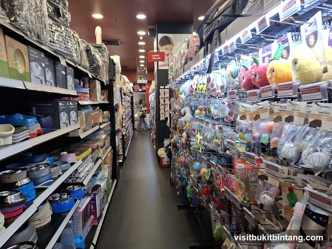 Pet Store Aisle
