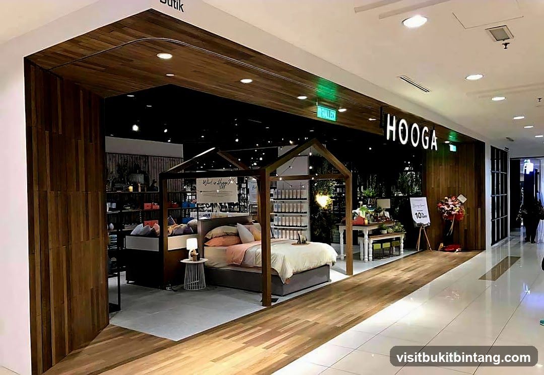 HOOGA | GURNEY PLAZA