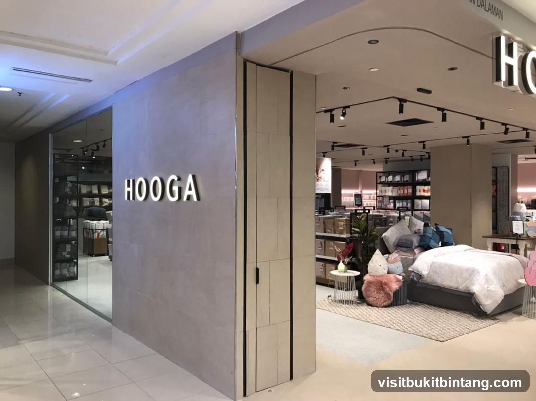 HOOGA | GURNEY PLAZA