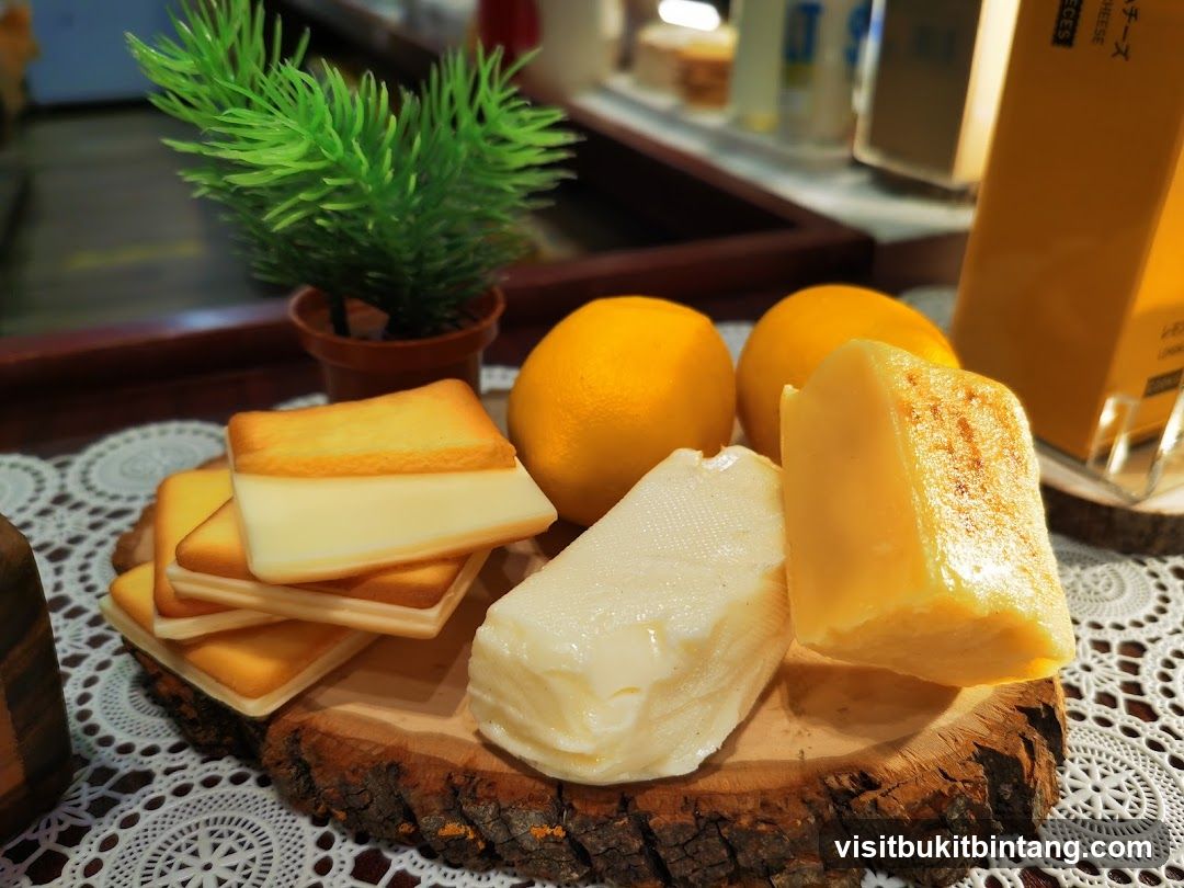 Cheese and Oranges Display