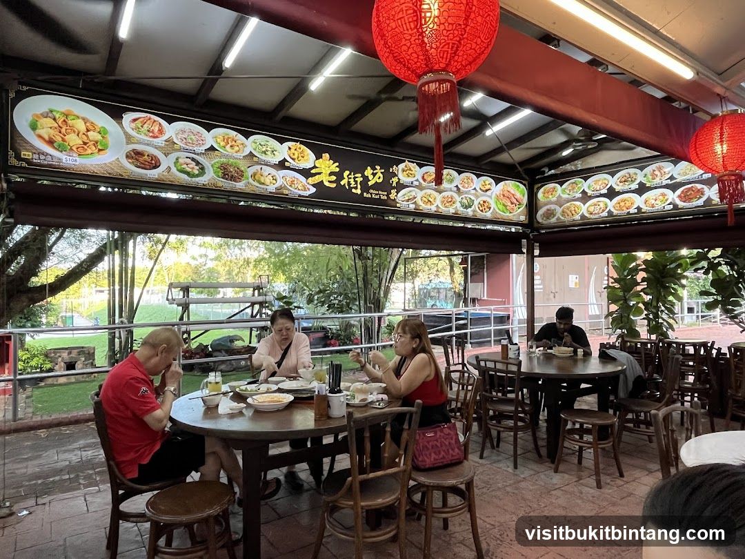 Outdoor Restaurant Seating