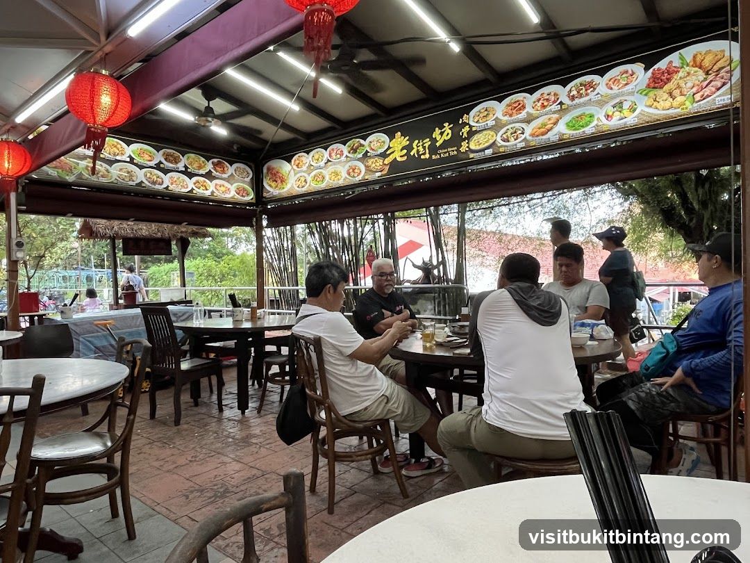 Outdoor Restaurant Seating