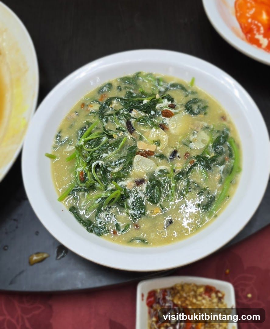 Stir-fried Greens with Egg and Tofu