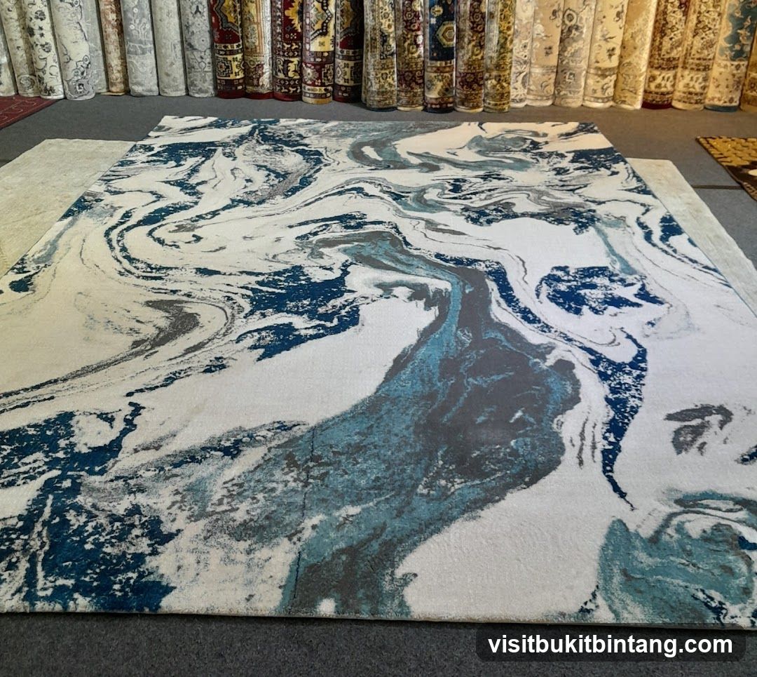 Marble-patterned rug