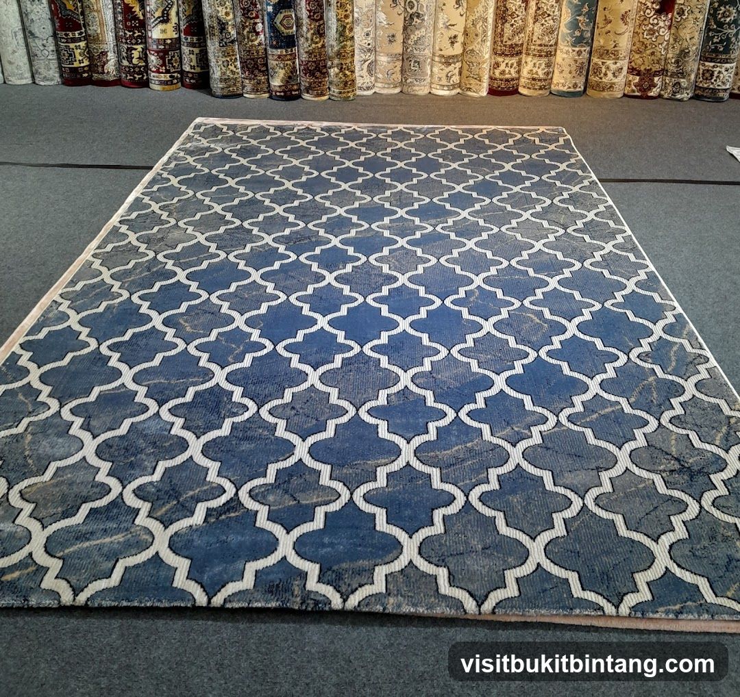 Blue and White Geometric Pattern Rug