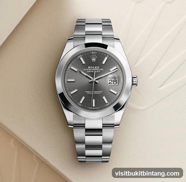 Rolex Oyster Perpetual Datejust Watch