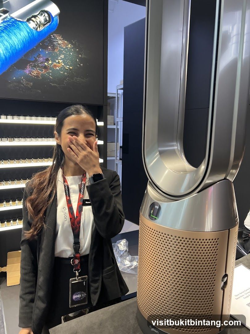 Dyson Store Display
