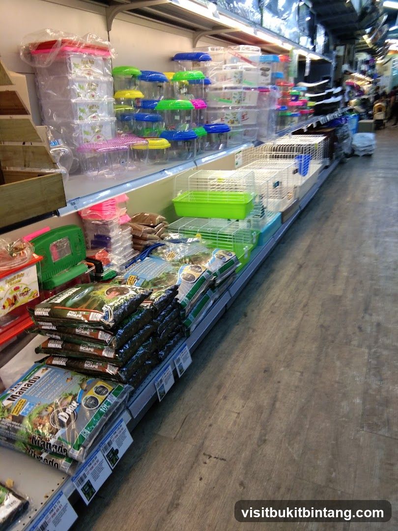 Pet Supplies Aisle
