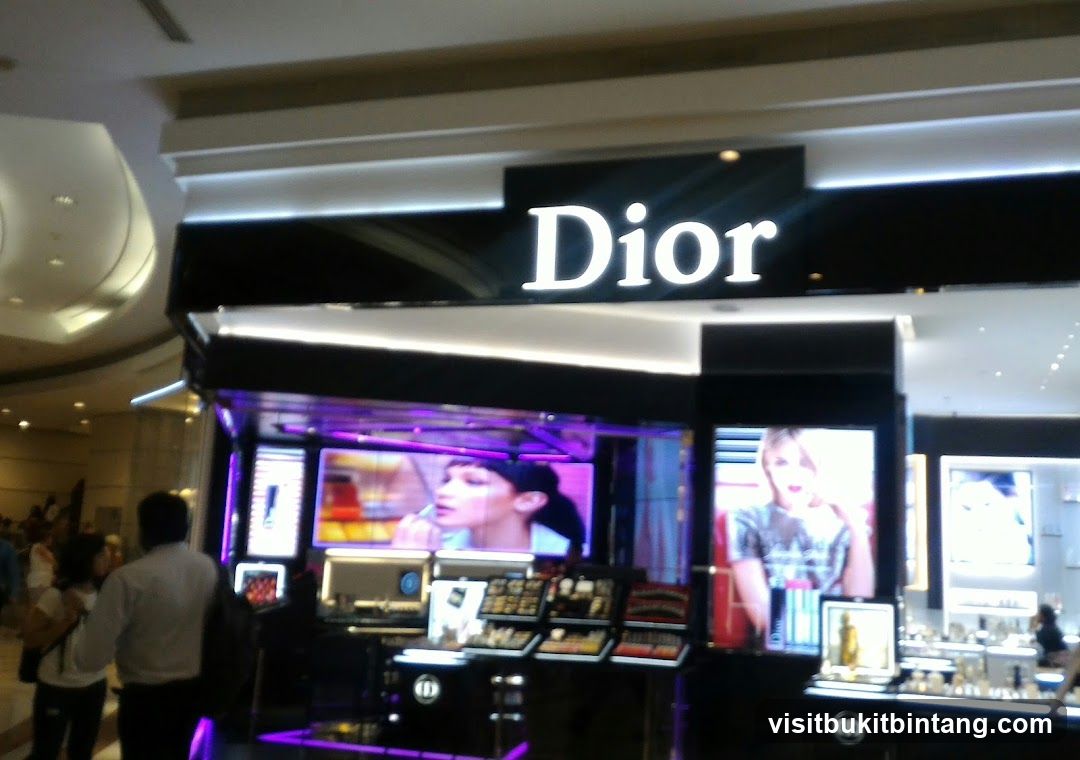 Dior Cosmetics Display