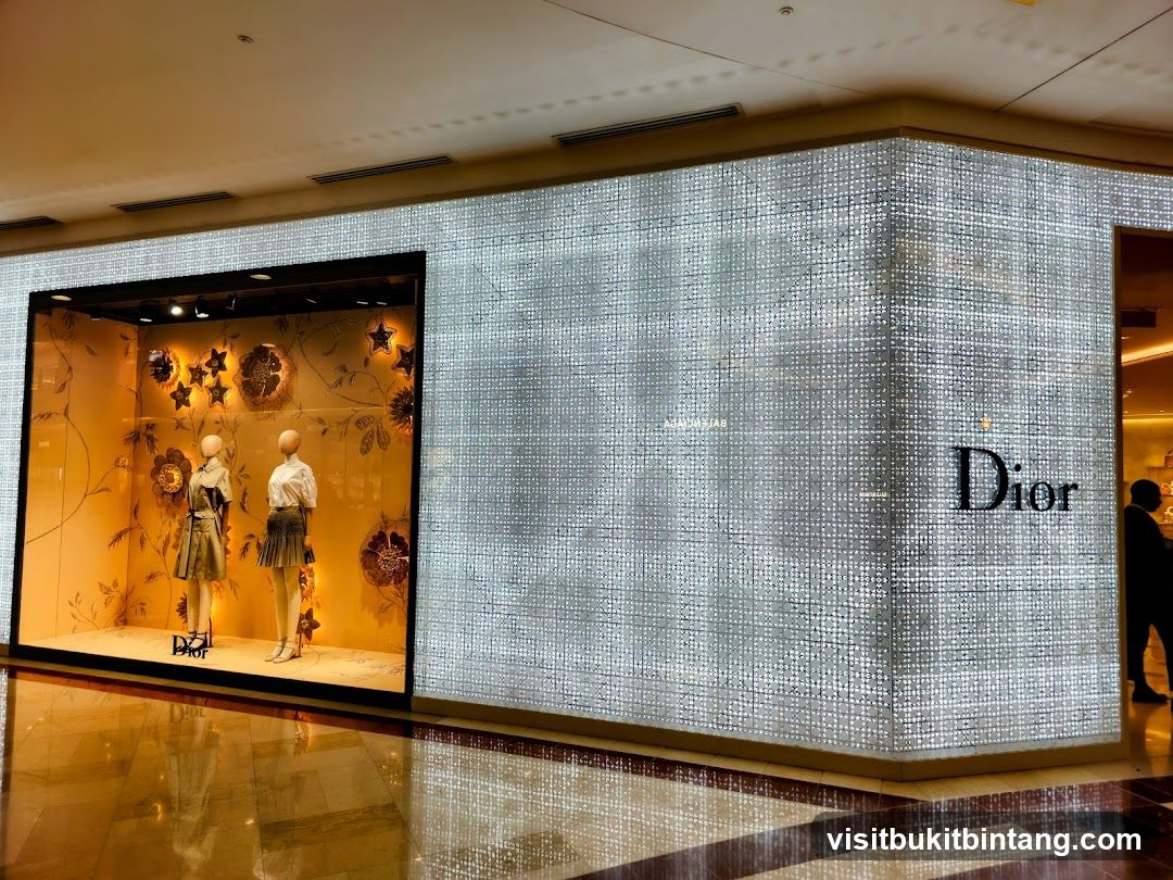 Dior Storefront