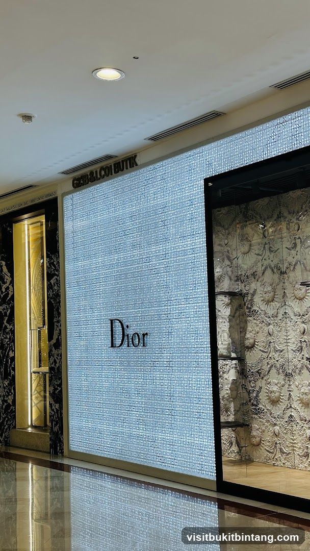 Dior Boutique