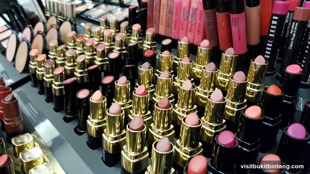 Lipstick Display