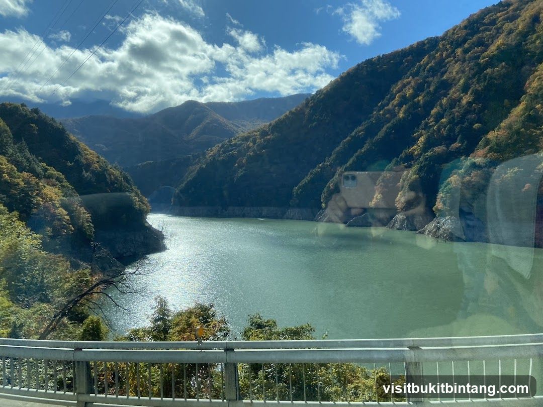 Lake View from Highway