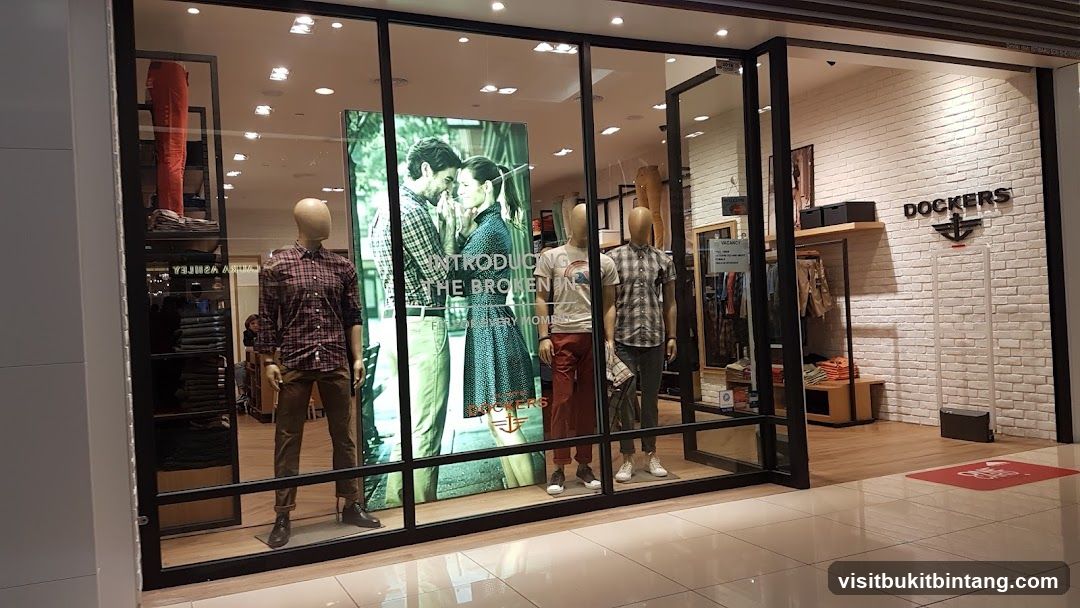 Dockers® @ 1 Utama Shopping Centre