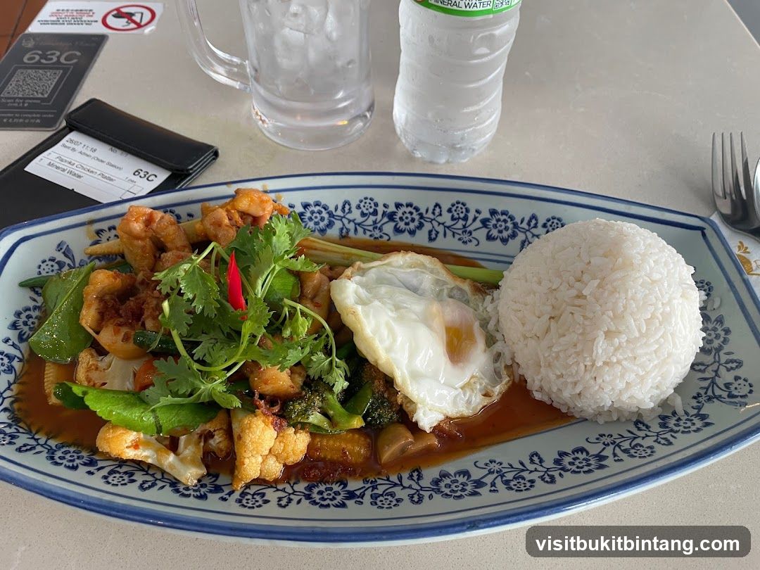 Stir-fried Prawns with Rice and Fried Egg