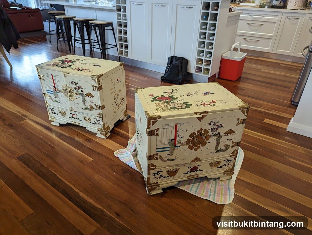 Decorative Cabinets