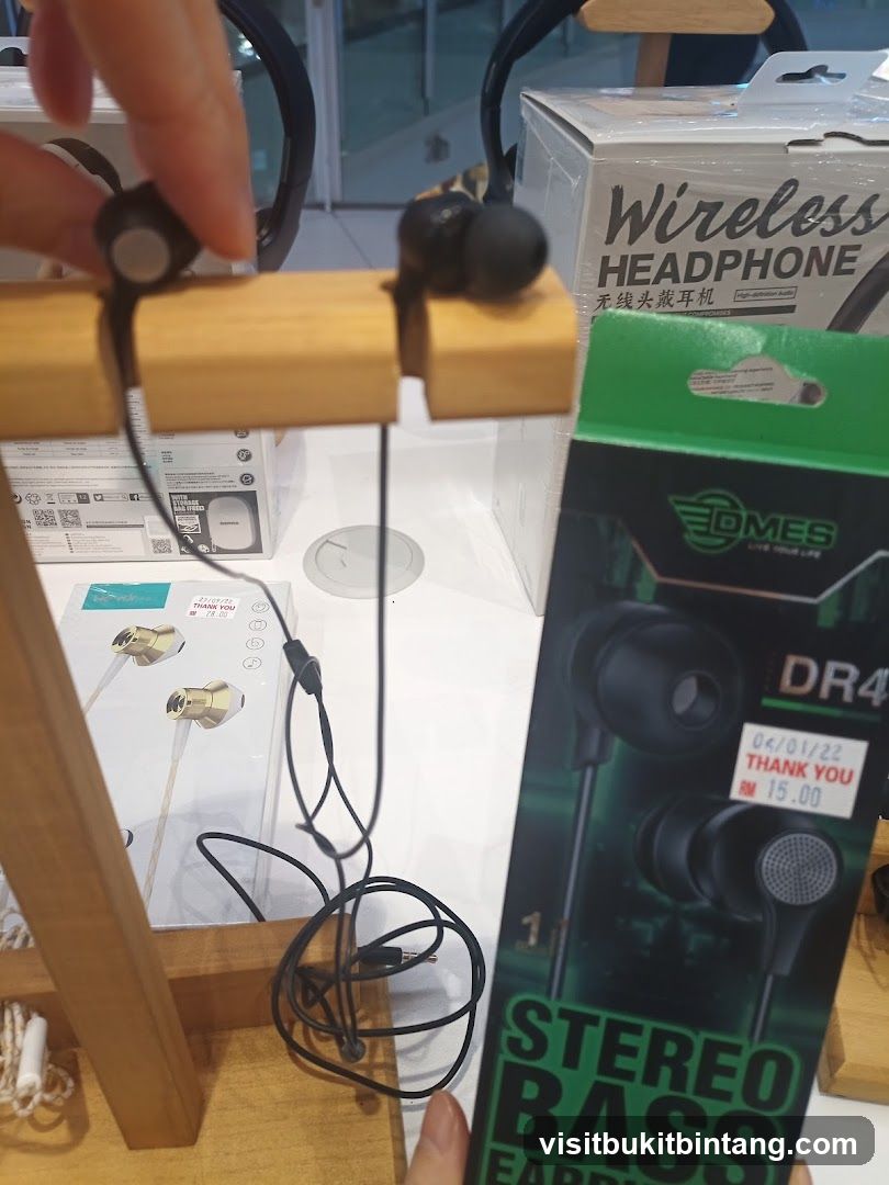 Earphones Display