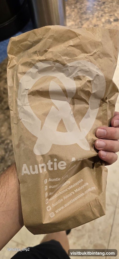 Auntie Anne's Bag