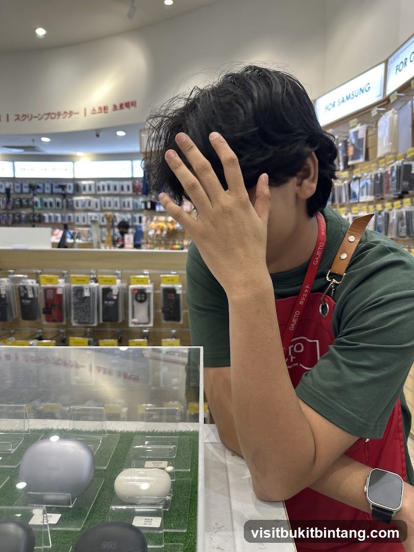 Electronics Store Display