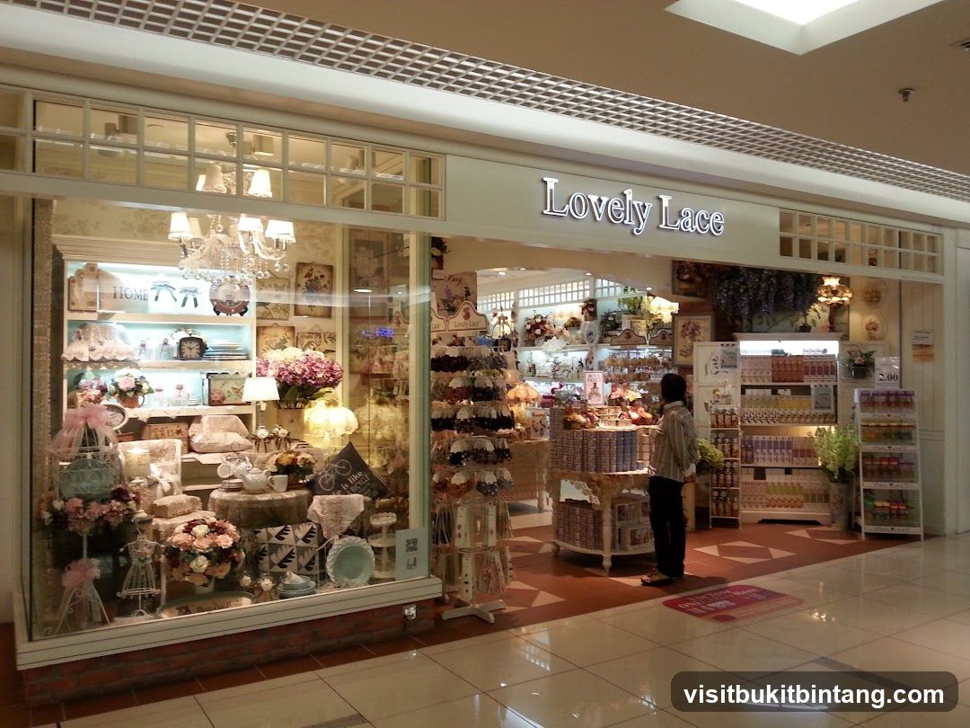 Lovely Lace Storefront