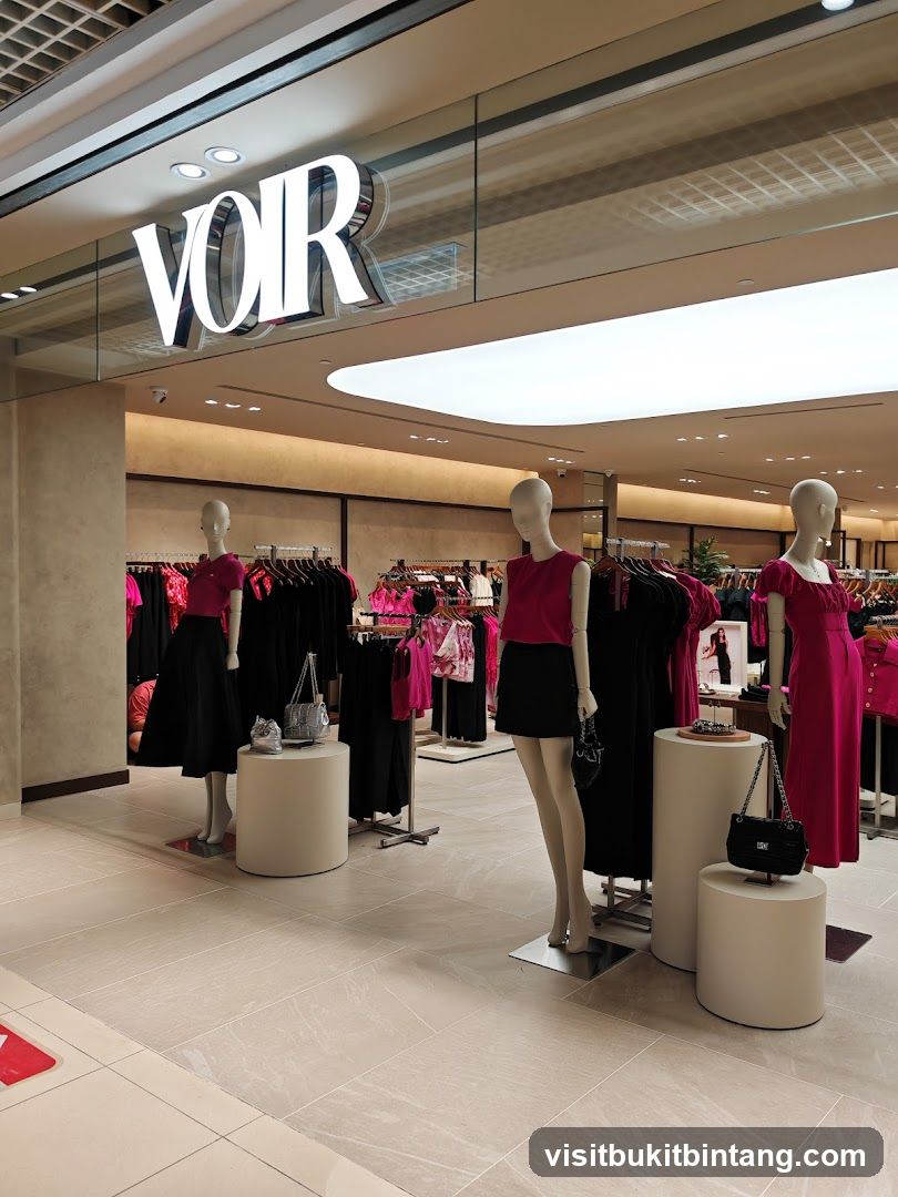 VOIR Storefront