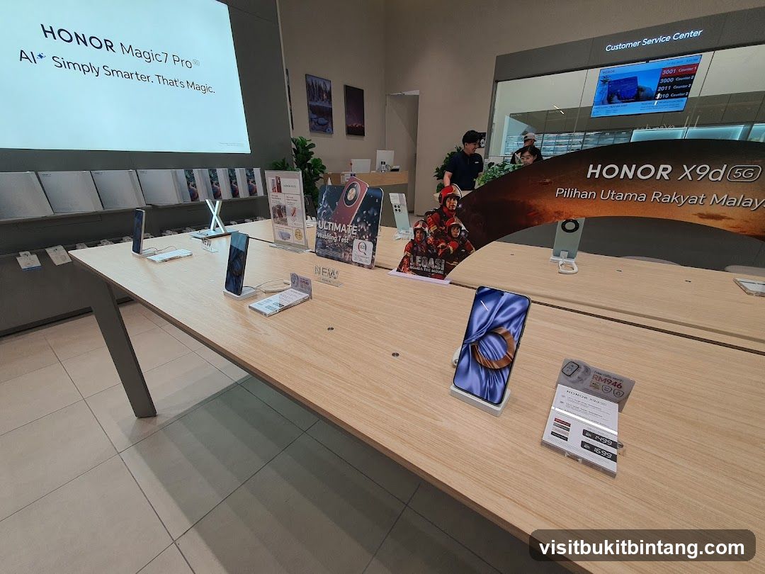 Honor Store Display