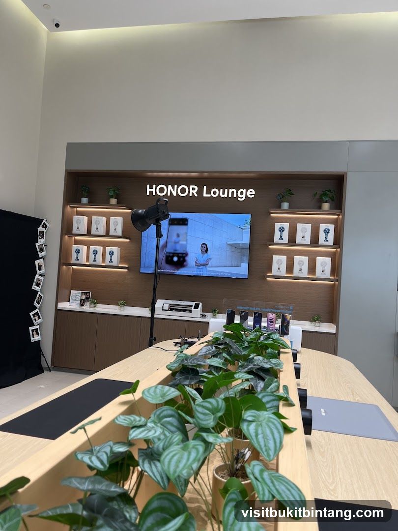 HONOR Lounge
