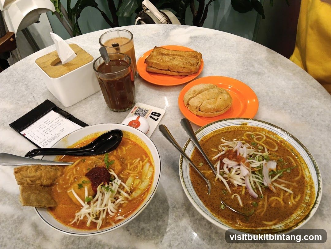 Curry Laksa and Toast