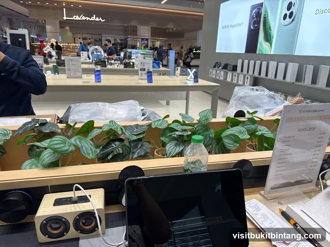 Electronics Store Display