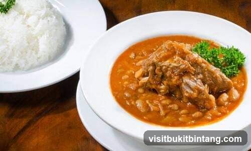 Stewed Meat with Beans and Rice