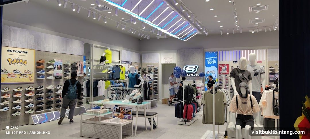 Skechers Store Interior