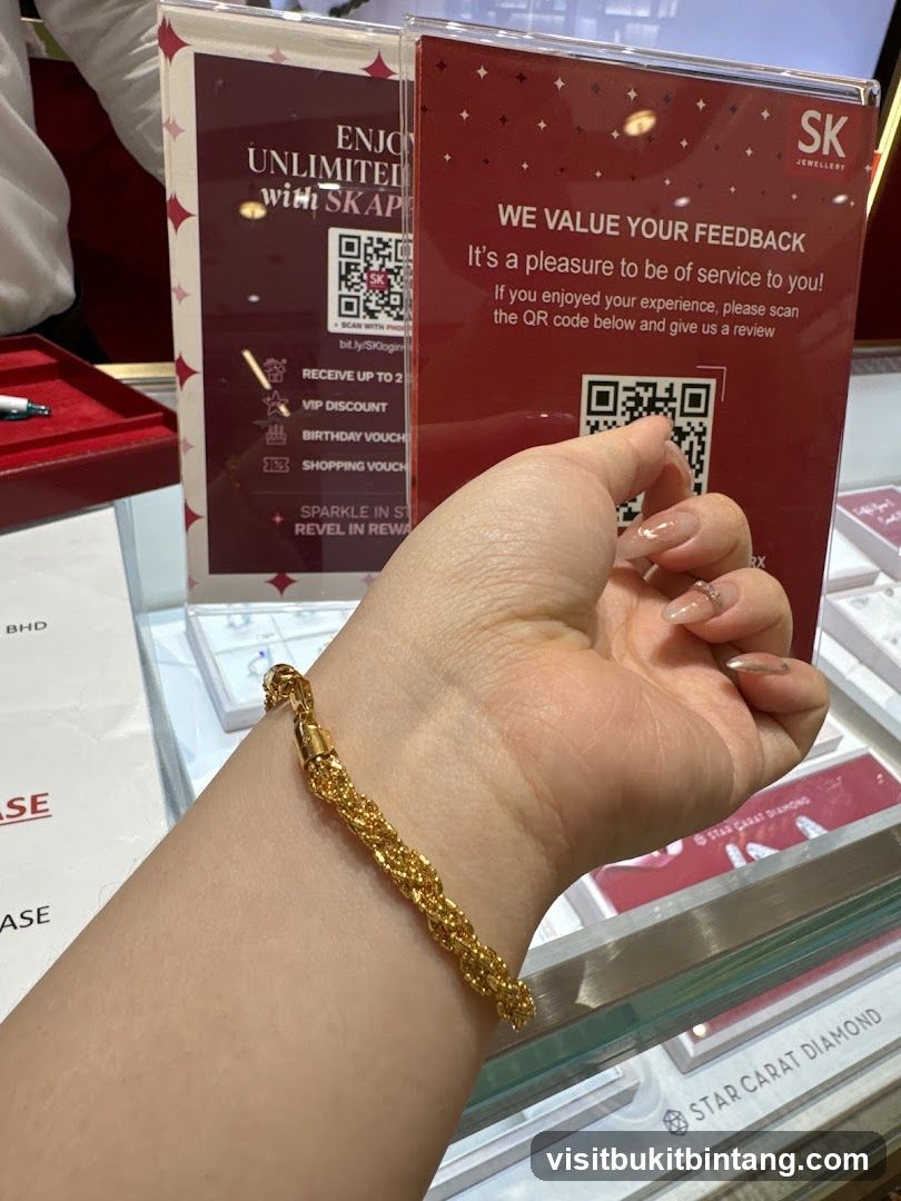 Jewelry Store Display
