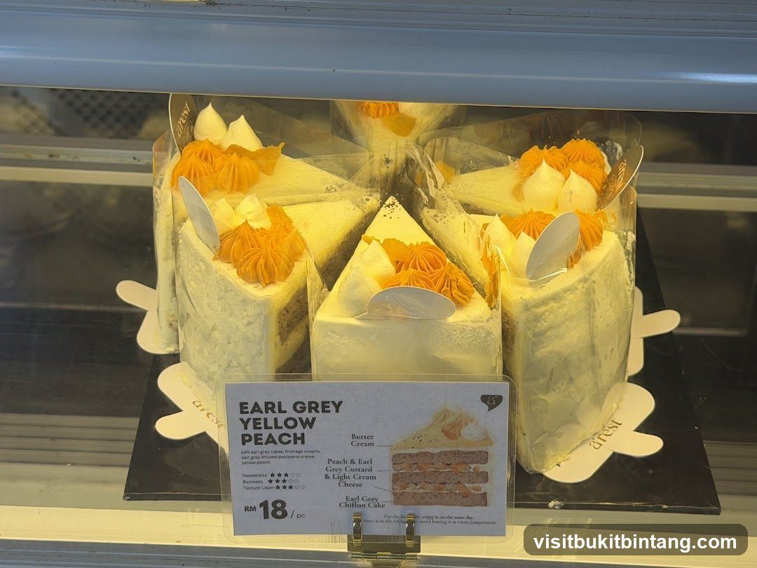 Earl Grey Yellow Peach Cake