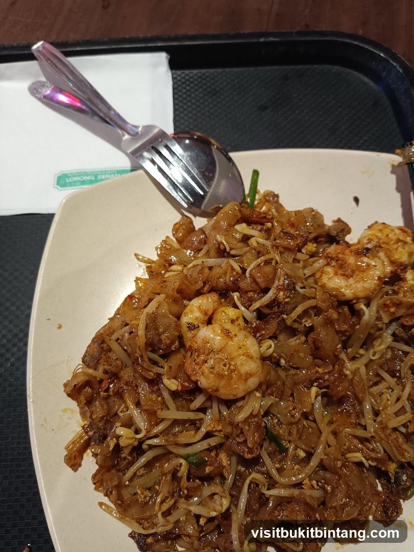 Pancake Fried Rice with Shrimp and Bean Sprouts