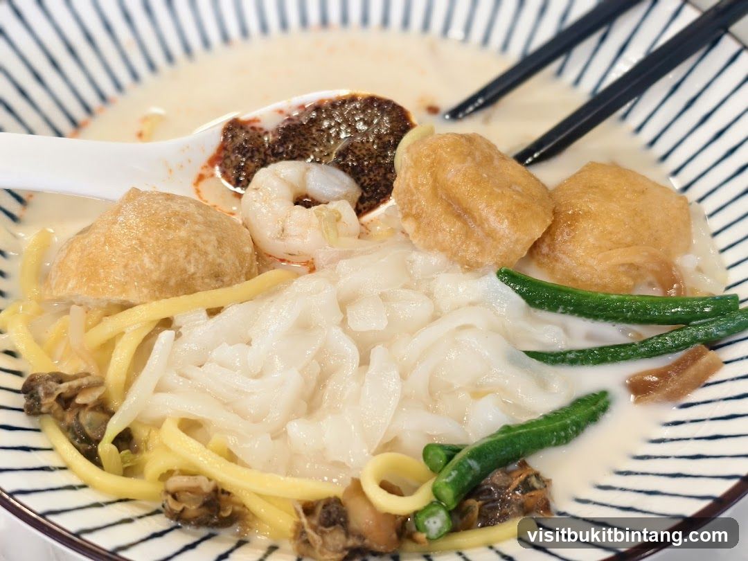 Noodle Soup with Seafood and Tofu