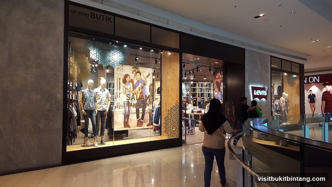 Clothing store interior and exterior