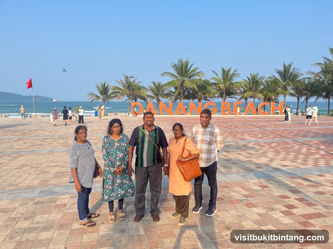 People at Danang Beach
