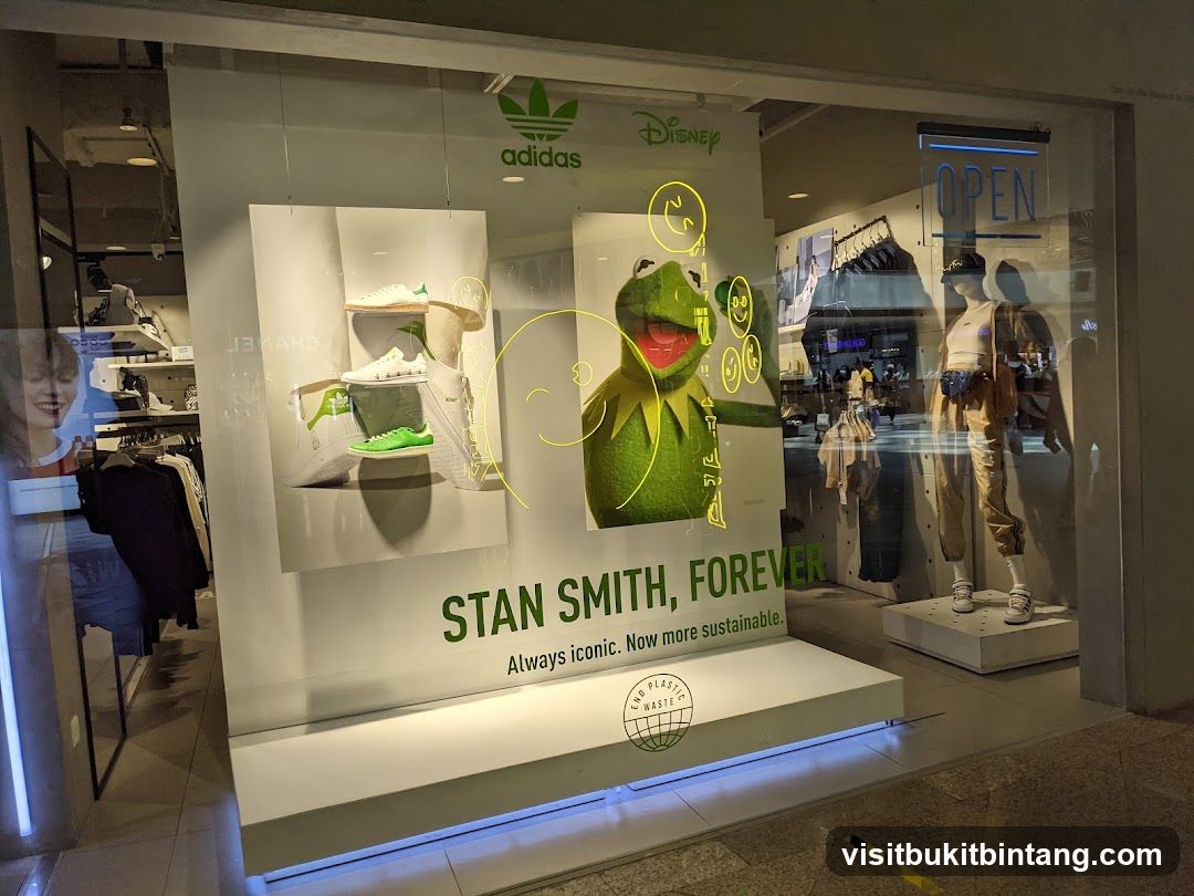 Adidas Stan Smith Display