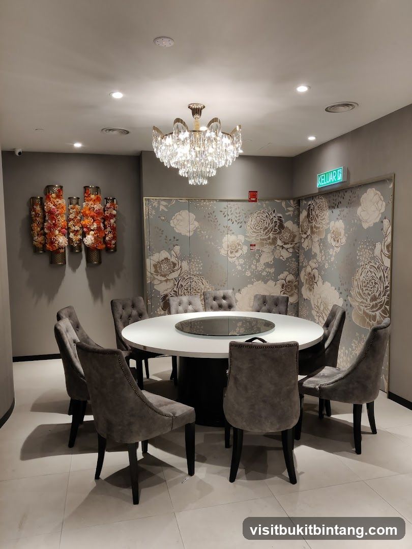 Elegant Dining Room Setup