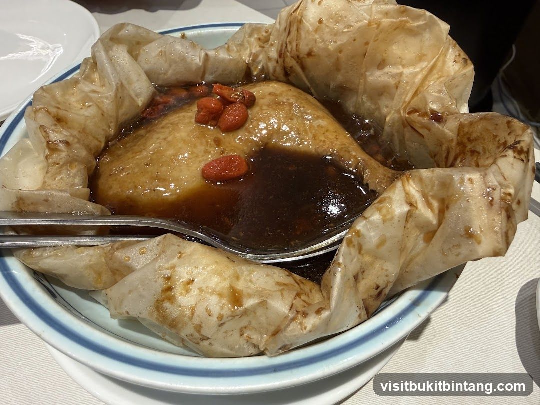 Steamed Chicken with Sticky Rice