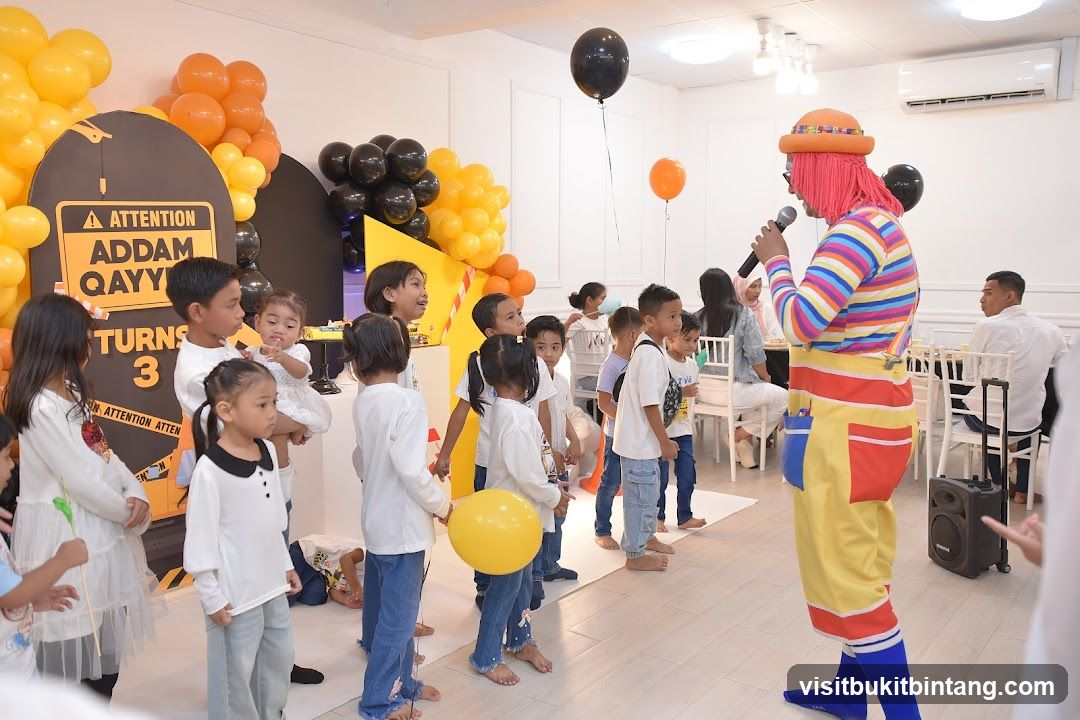 Birthday Party with Clown