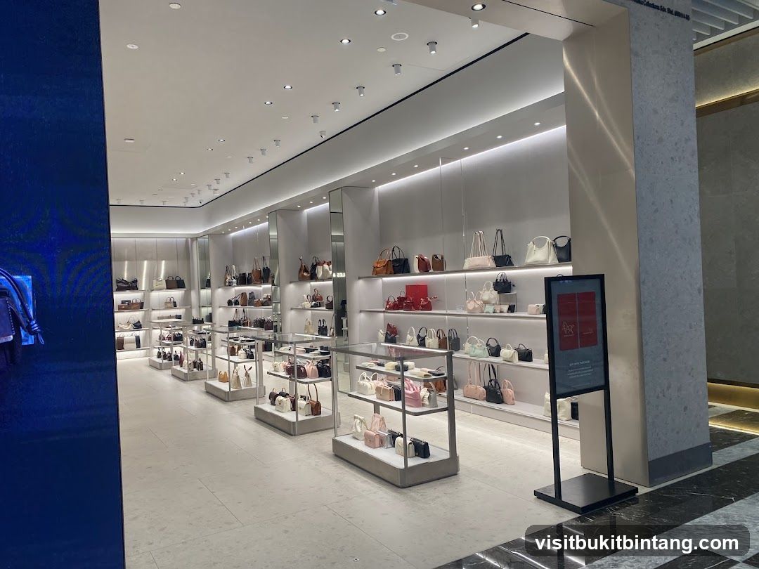 CHARLES & KEITH - The Exchange TRX