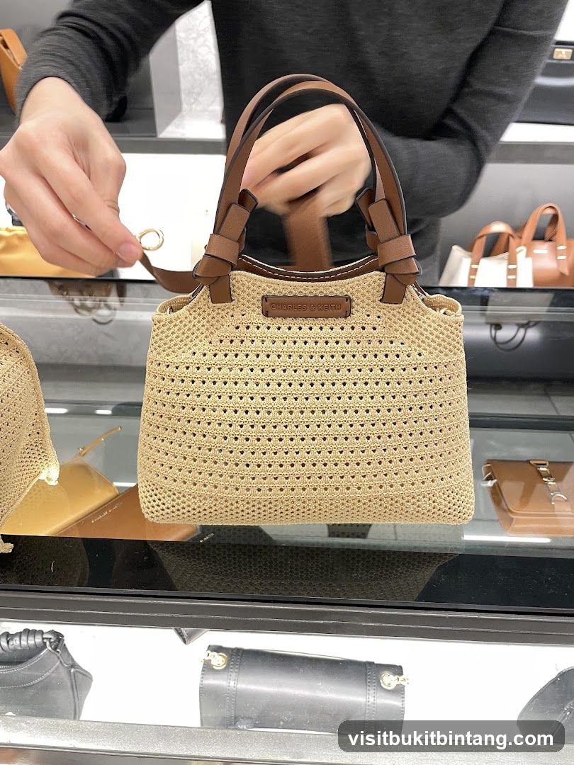 Straw Tote Bag