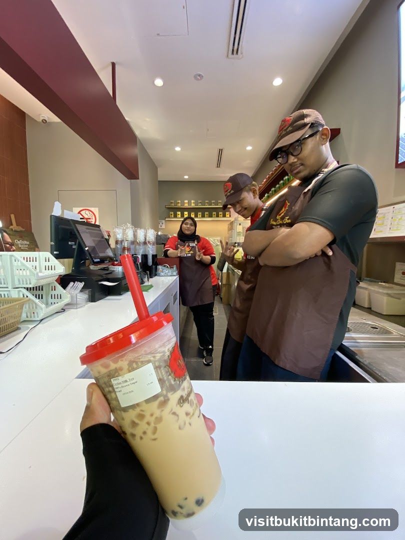 Bubble Tea Shop Staff