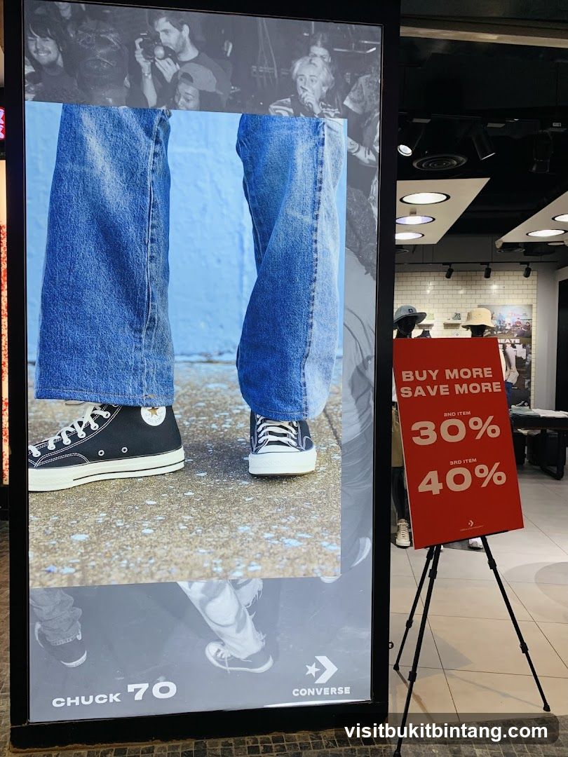 Converse Store Display