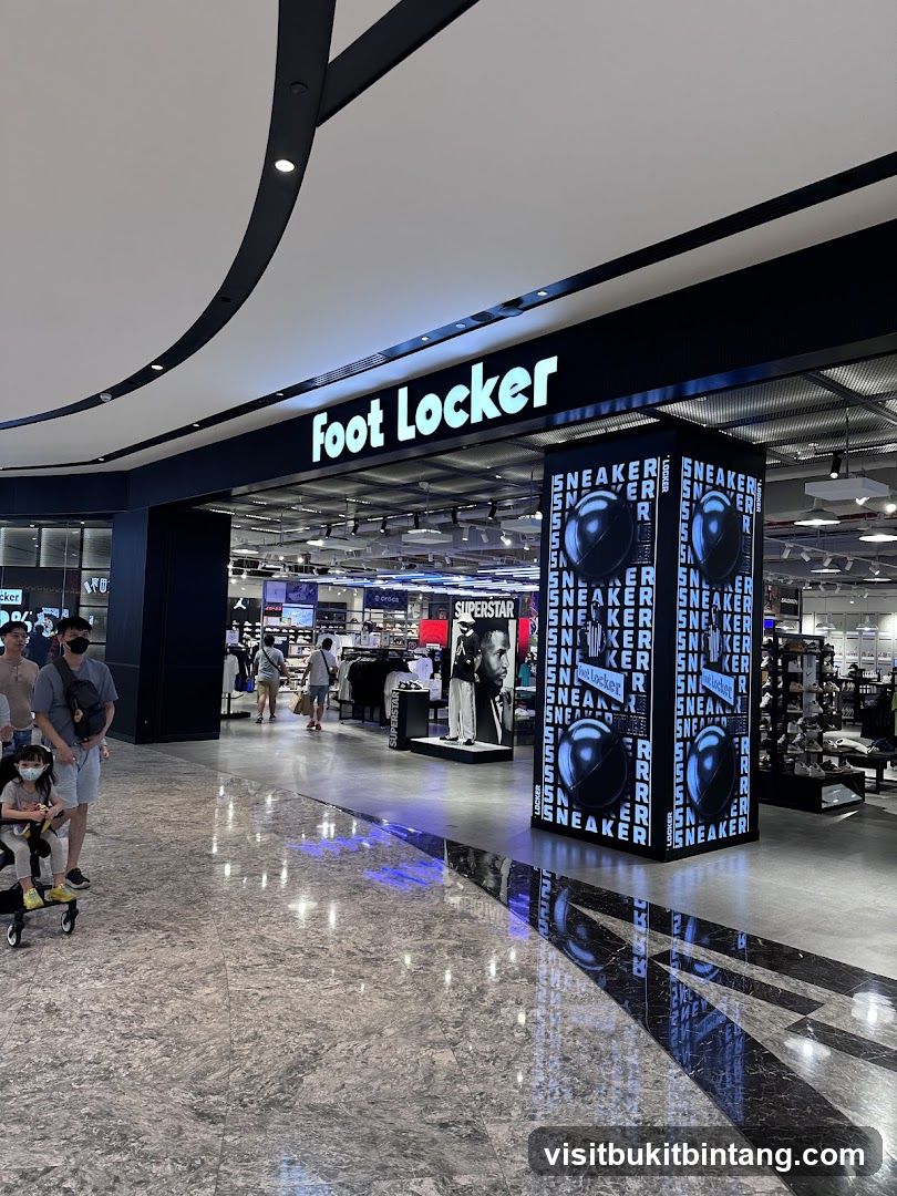 Foot Locker - The Exchange TRX