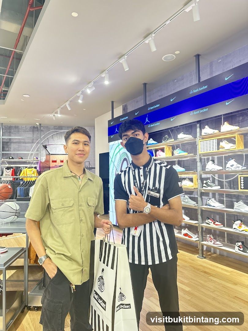 Foot Locker Employees