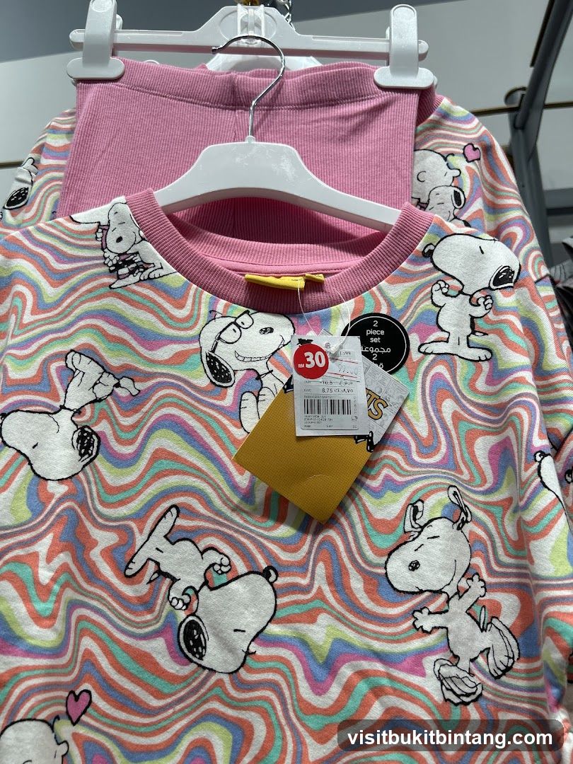Snoopy Patterned Clothing Set