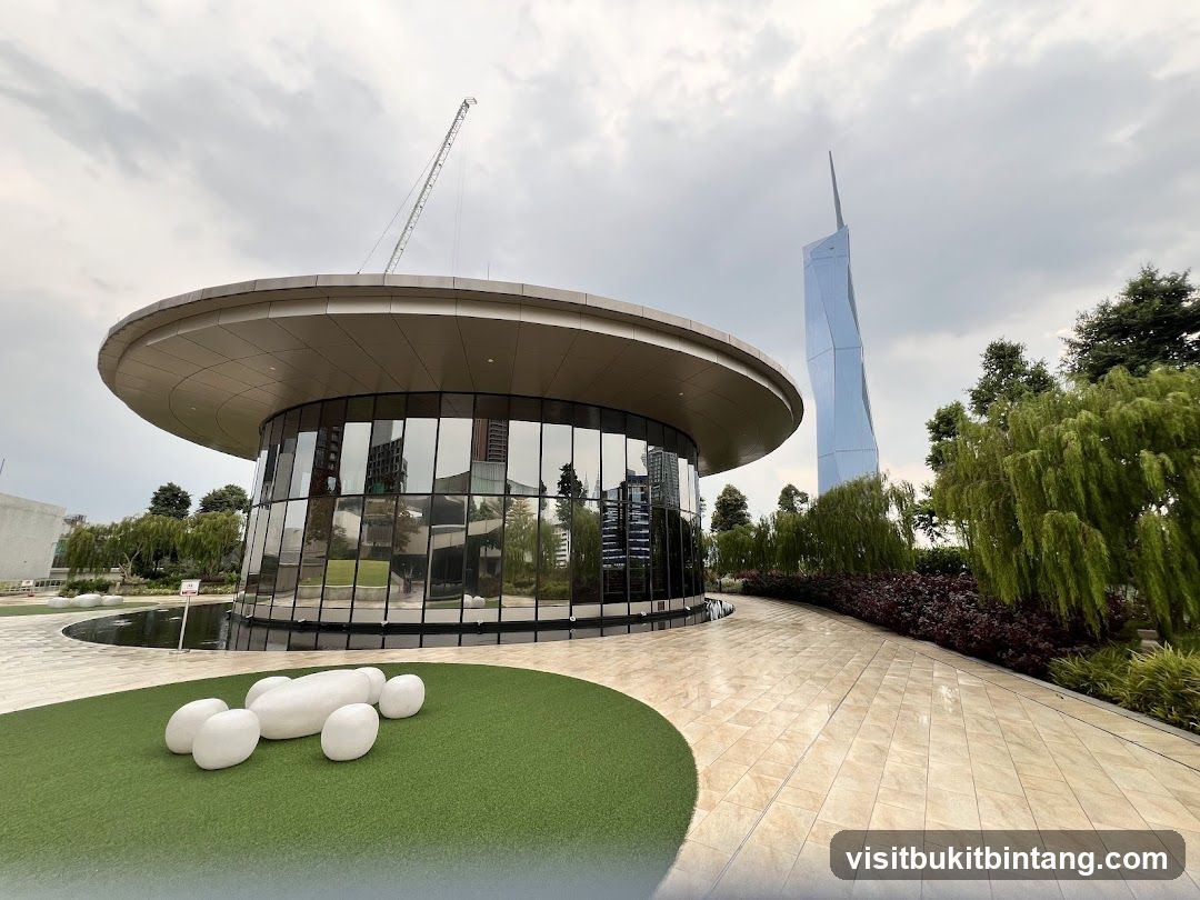 Modern Pavilion with Sculptural Elements