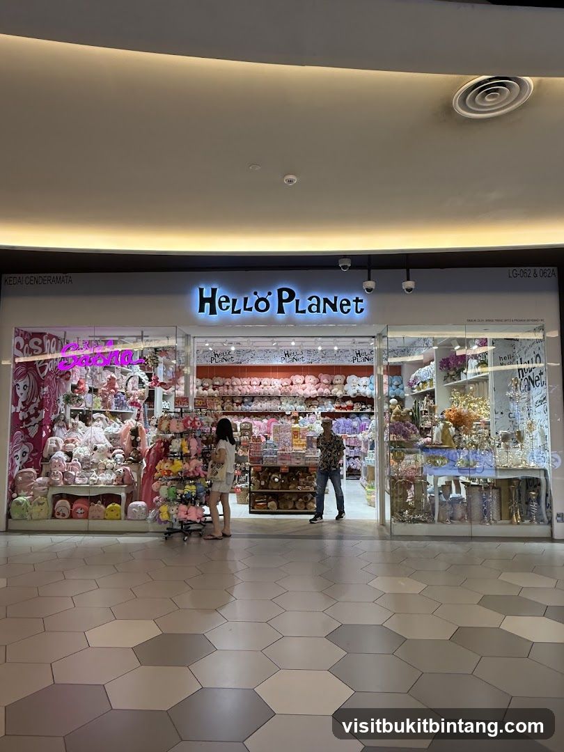 Hello Planet @ Mid Valley Megamall